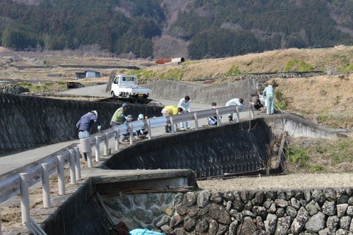 フェンス塗り替え(遠景).jpg