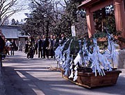 神部神社曳舟神事