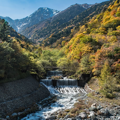 南アルプスの山々イメージ